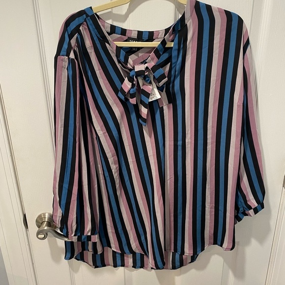 Torrid Long Sleeve Striped Blouse - Picture 4 of 6